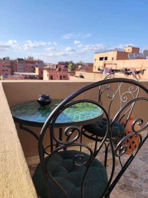 Plein Centre Marrakech, Grand Balcon Filant Apartment Marrakesh Ngoại thất bức ảnh