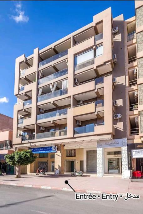 Plein Centre Marrakech, Grand Balcon Filant Apartment Marrakesh Ngoại thất bức ảnh