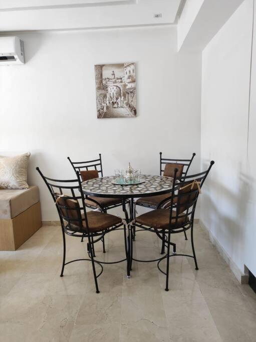 Plein Centre Marrakech, Grand Balcon Filant Apartment Marrakesh Ngoại thất bức ảnh